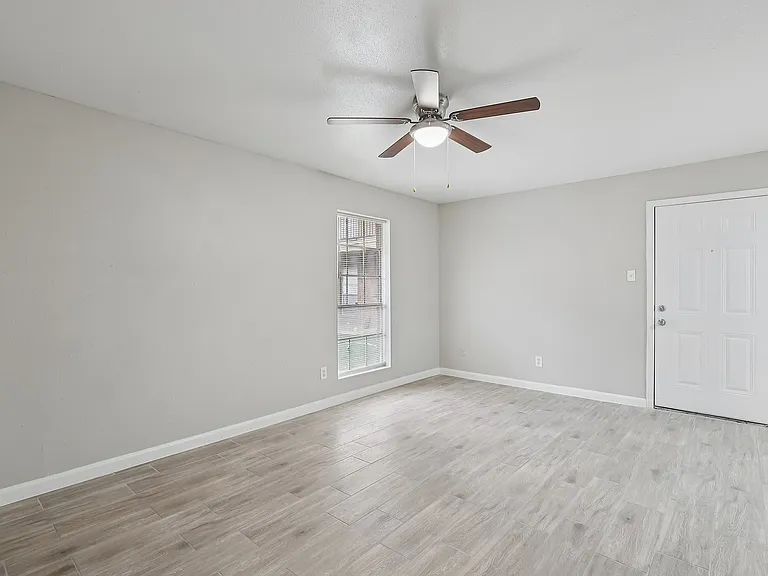 5-web-or-mls-6718 De Moss Dr Unit 343-S2102-003