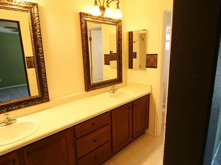 10699 Braselton St — Photo 13