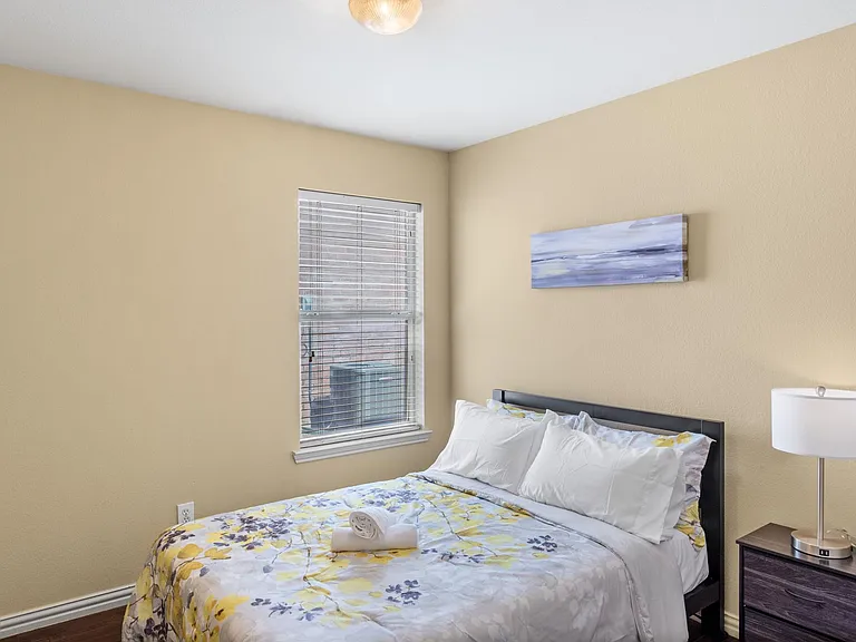 1116 Piedmont Dr — Photo 9