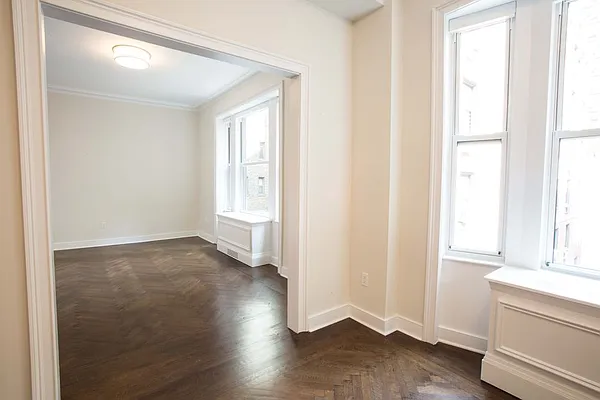 Rented by Stonehenge NYC LLC | media 41