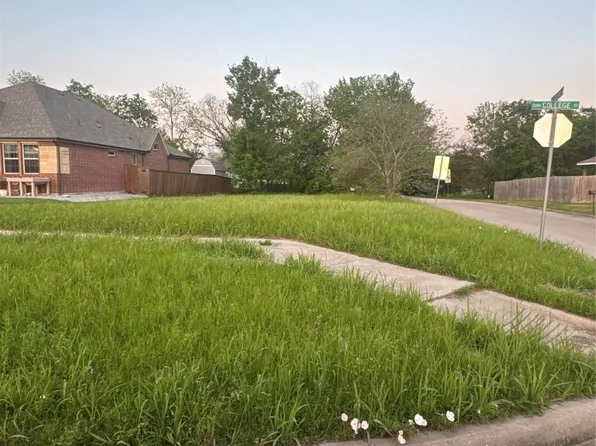 College St, Greenville, TX 75401