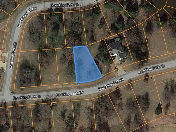 3rd image of 107 Roaring Fork Cir