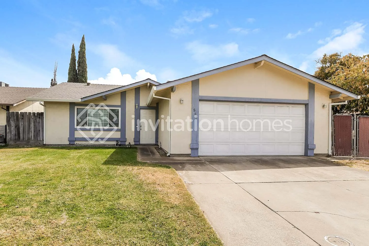1542 Claremont Dr Manteca, CA 95336 — Photo 1