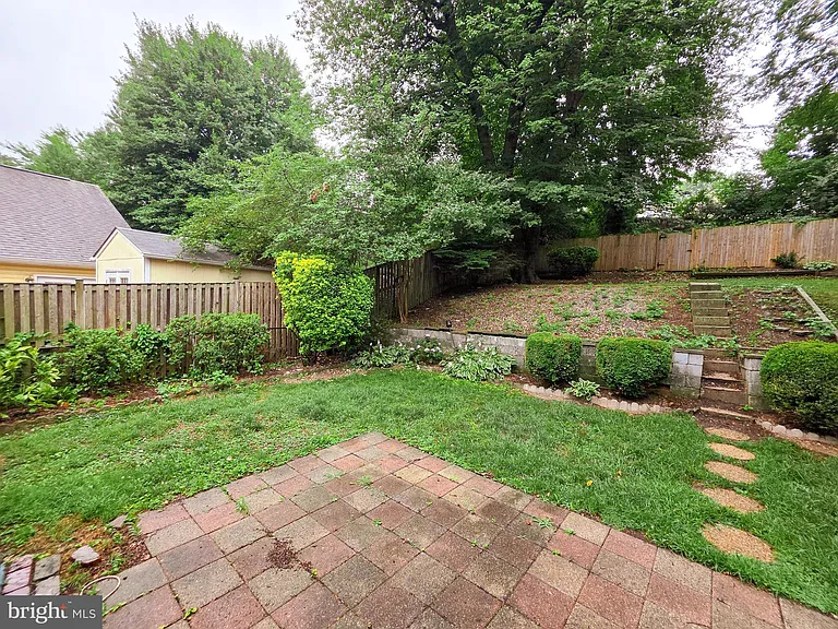 2419 Fairhaven Ave — Photo 26