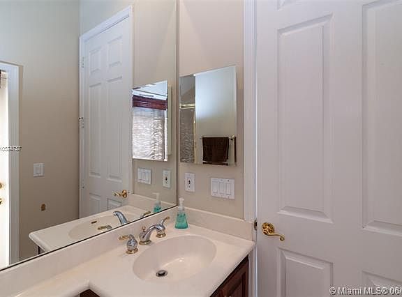 4th image of 3481 SW 195th Ave