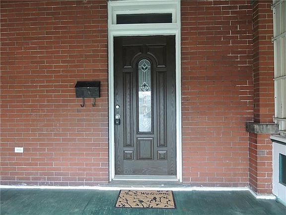 Beautiful newly installed Front Door!
