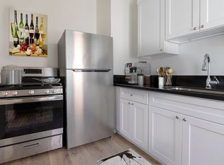 Newly Renovated Apartments, Los Angeles, CA 90005