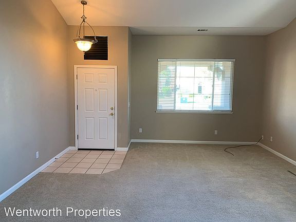 3rd image of 1850 Hyde Park Ln