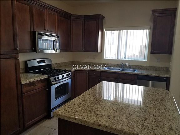 4th image of 862 Park Walk Ave #0