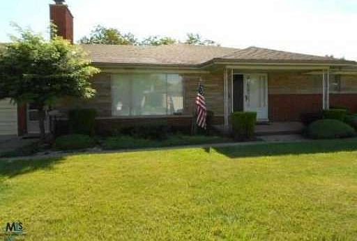 1st image of 27740 Groveland St