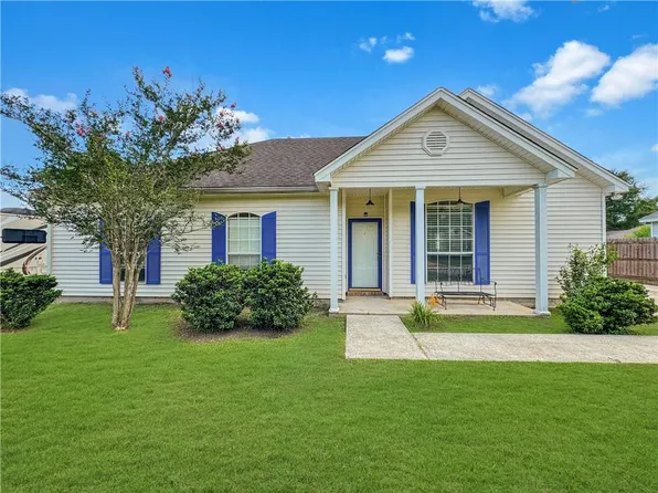 646 Lane St, Mandeville, LA 70471