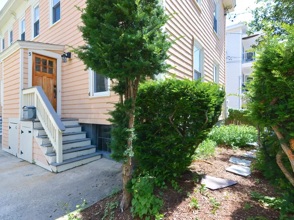 5 Evergreen Ave, Somerville, MA 02145