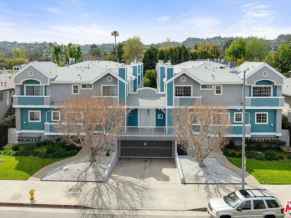 1st image of 13030 Moorpark St APT 4