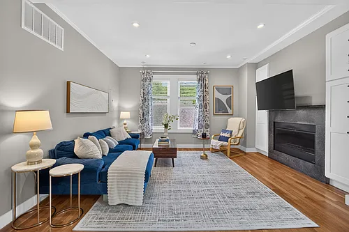44 Worley St #2 Photo 1
