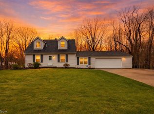 561 N River Rd, Munroe Falls, OH 44262