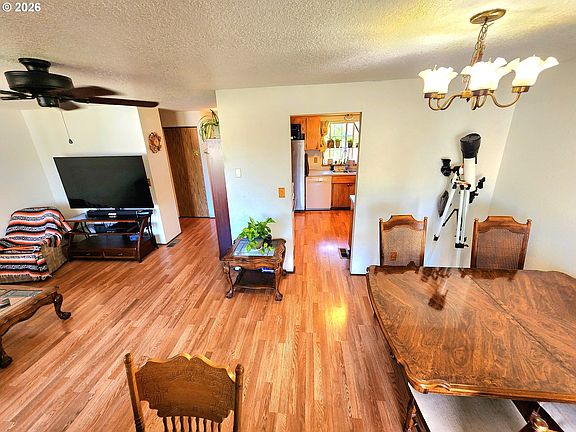 2nd image of 274 Georginna Dr