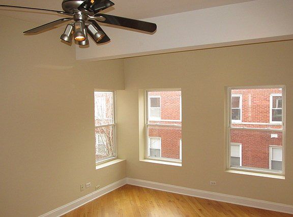 3rd image of 3207 W Argyle St APT 3W