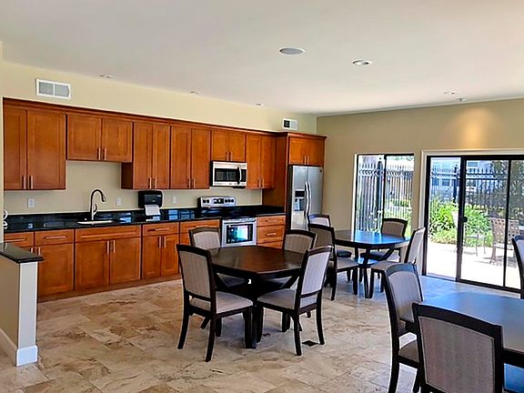 4th image of 1225 Vienna Dr #4U7W1U
