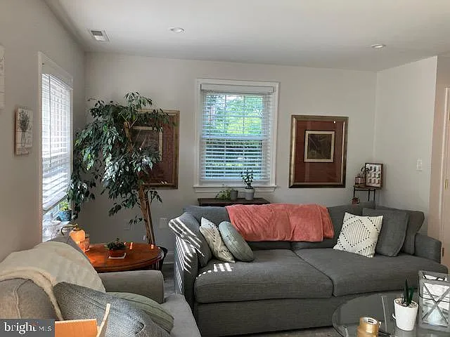 741 Azalea Dr #36 — Photo 7