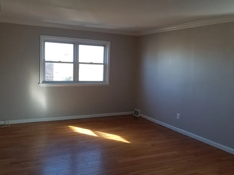 9432 Kirkwood Rd — Photo 8