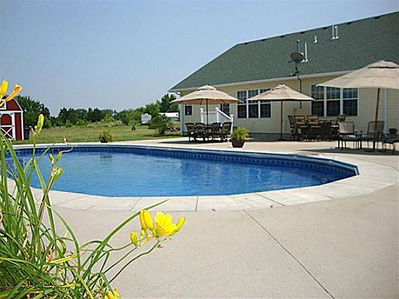 pool 1