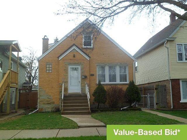 1st image of 5915 W Waveland Ave