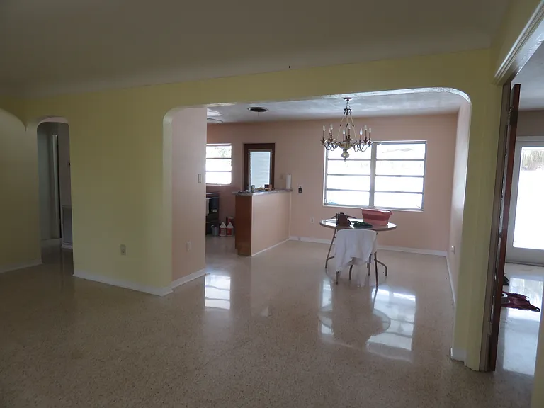 6056 Dartmouth Ave N — Photo 3