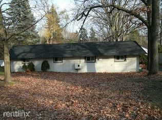 2260 Dexter Rd, Auburn Hills, MI 48326