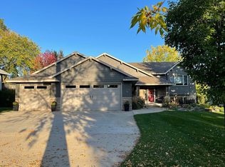601 E Lake Geneva Rd NE, Alexandria, MN 56308