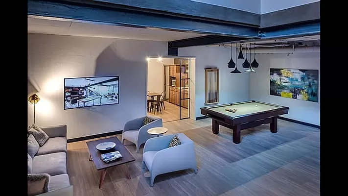 Rented by Park River | media 9