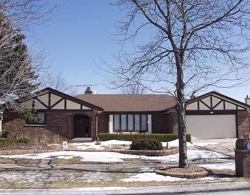 1st image of 15607 S Catalina Ct