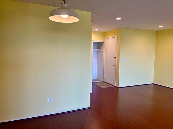 5th image of 1301 S Atlantic Blvd #C540