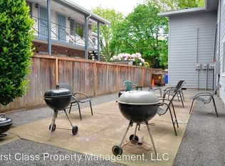 1948 NE Tillamook St, Portland, OR 97212