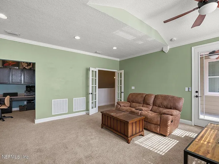 41 Crawford Ct — Photo 12