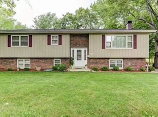 1682 W Melrose Ct, Decatur, IL 62526