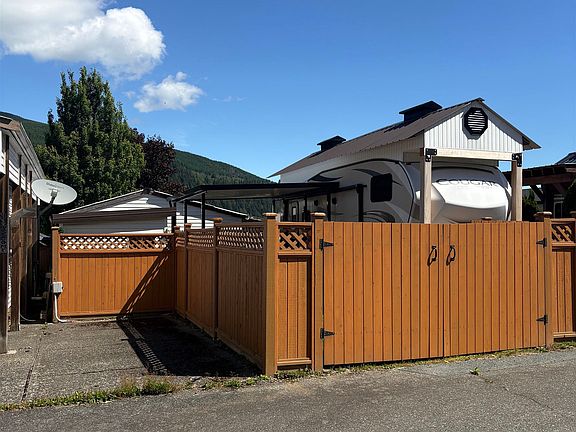 2nd image of 1436 Frost Rd #60