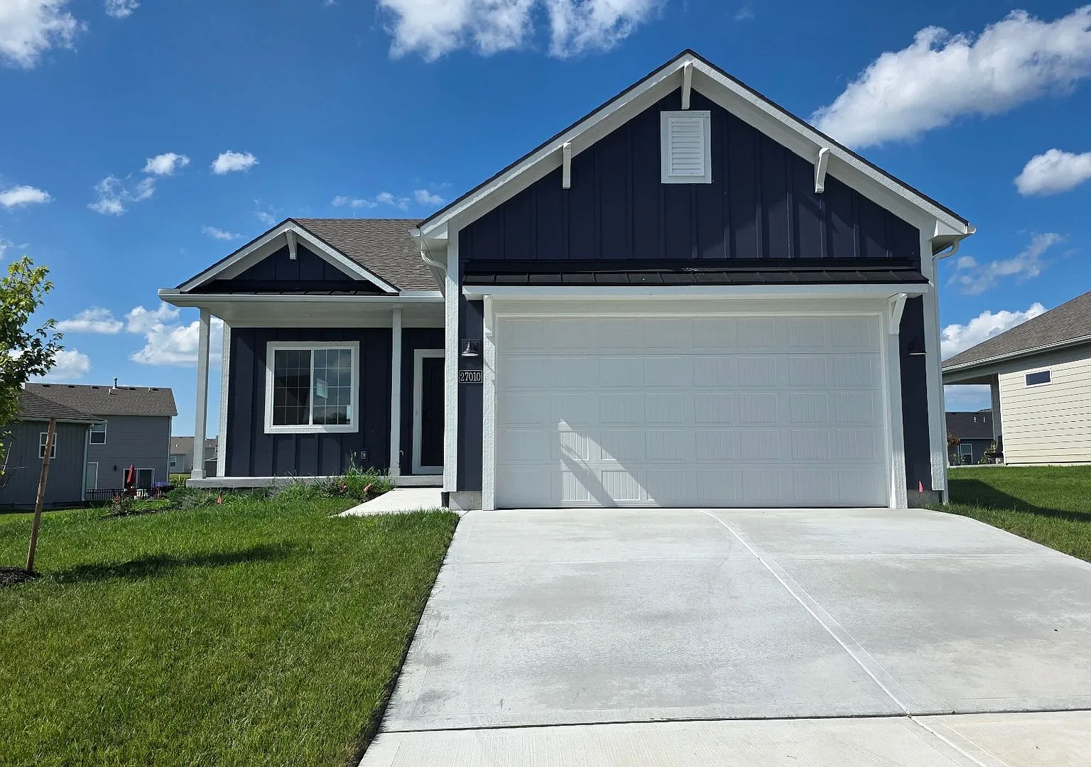 3 BR/2BA | Newly Renovated Single Family Home | 1-Car Garage Parking | Great backyard — Photo 1