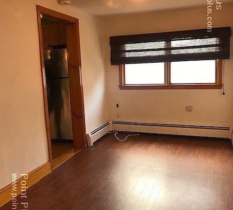 4th image of 15 Bedford St #2