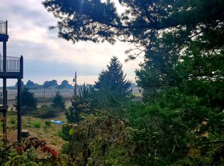 246 Bambi Dr, Whitethorn, CA 95589