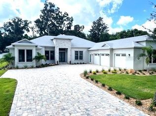 2725 Elizabeth Pl, Lakeland, FL 33812