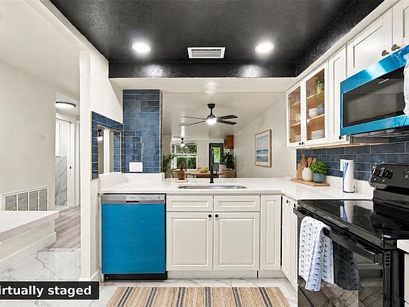 3rd image of 4350 SUNSTATE DRIVE #4