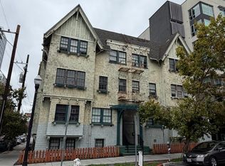 2346 Valdez St, Oakland, CA 94612