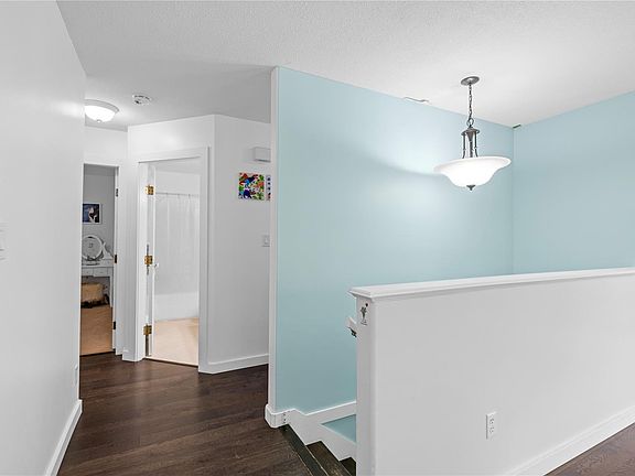 5th image of 1333 Carmel Pl
