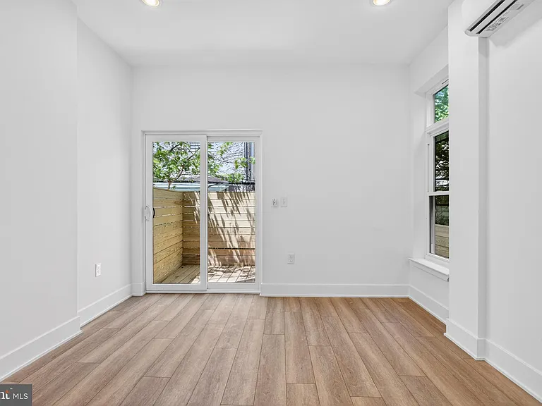 5121 Malcolm St #A — Photo 5