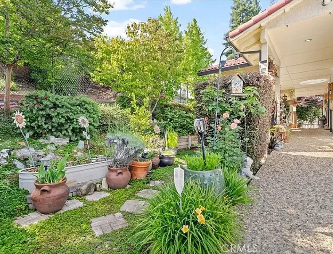 Royal Oaks Dr, Oroville — Photo 2