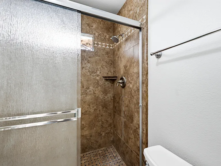 6232 W Sierra St — Photo 21