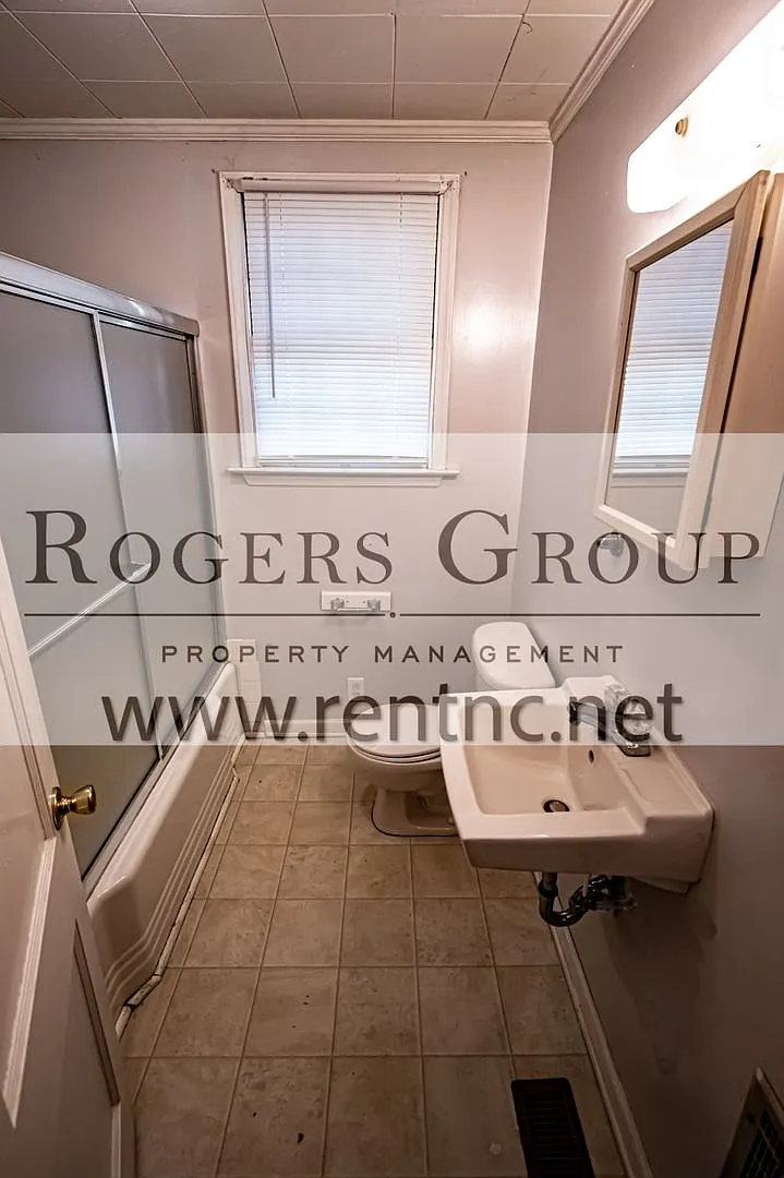 3 bed, 1.0 bath, 1160 sqft, $895 — Photo 4