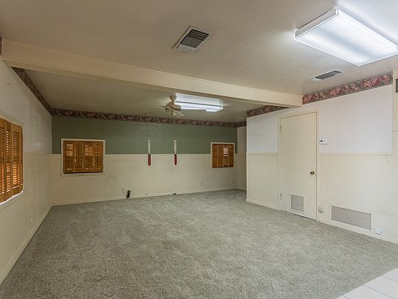 5th image of 2214 E 11th St