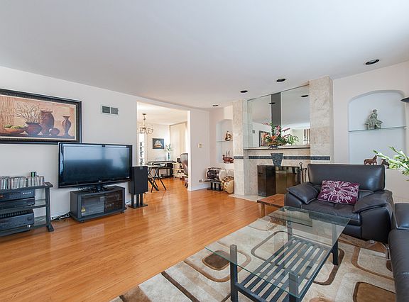 3rd image of 2603 Salceda Dr