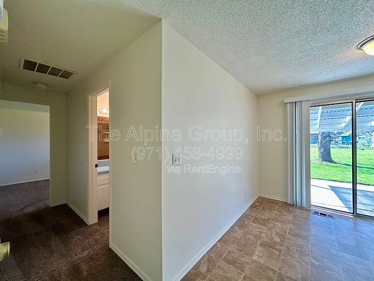 5595 SW Menlo Dr — Photo 17